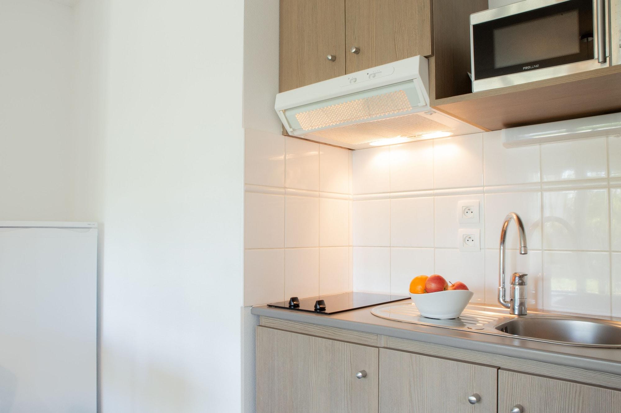 Comfort Aparthotel Cannes Mandelieu Екстериор снимка
